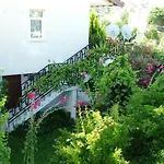 Ξενοδοχείο με διαμερίσματα Gultepe 3*